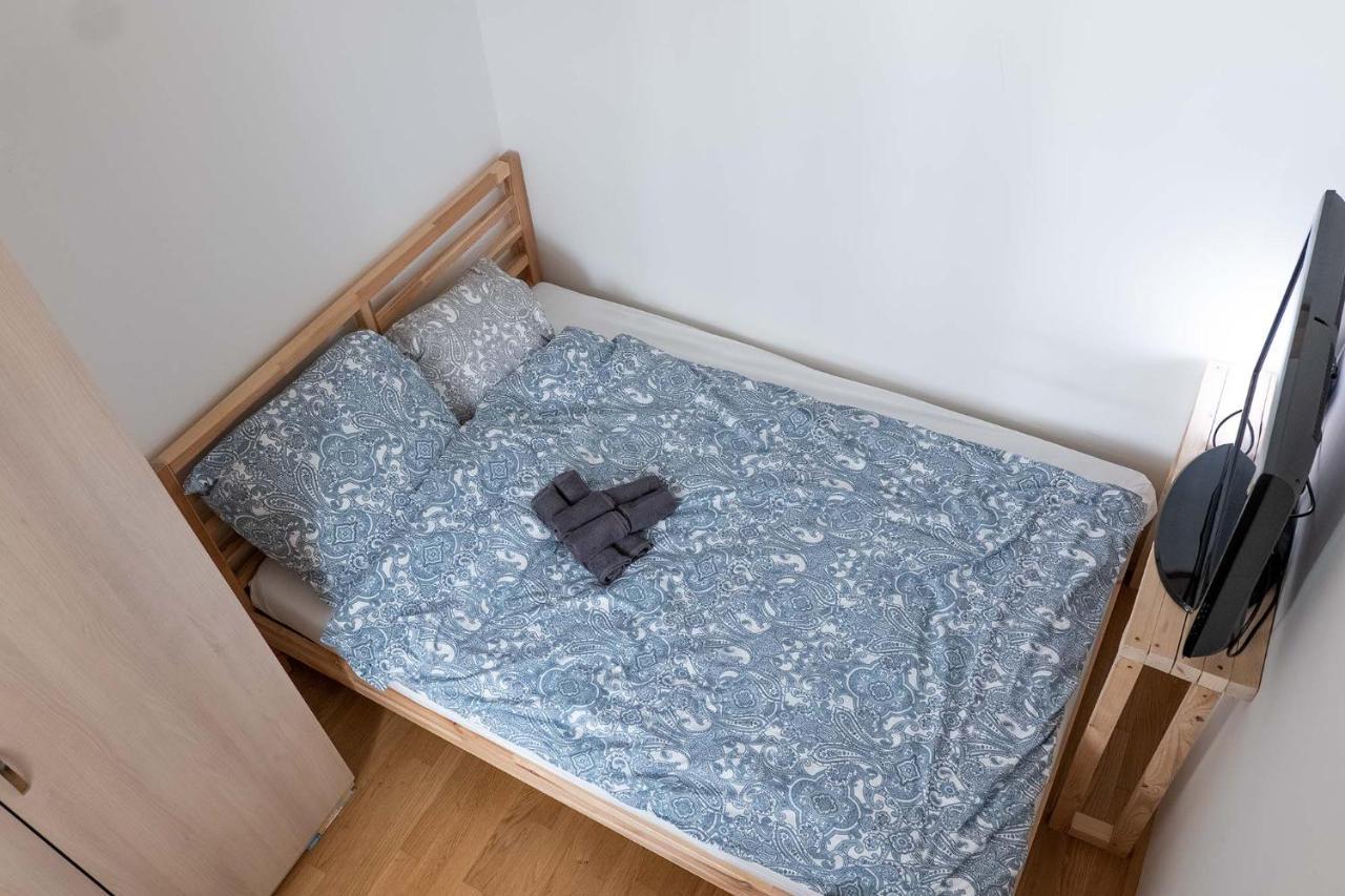 2 Rooms & Balcony - Top Location! Viena Exterior foto